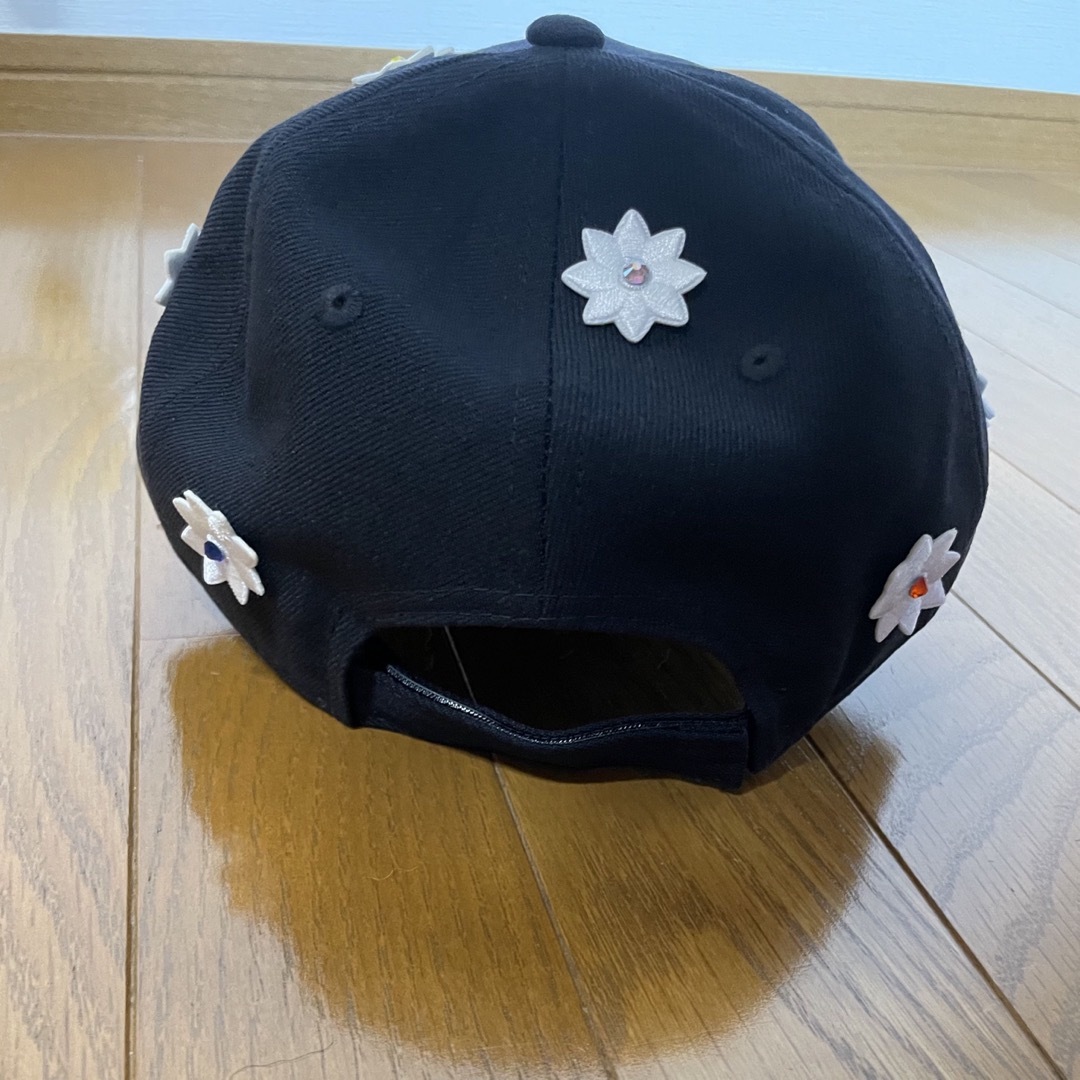 NEW ERA(ニューエラー)のnickgear Rhinestone Flower Cap(navy) メンズの帽子(キャップ)の商品写真