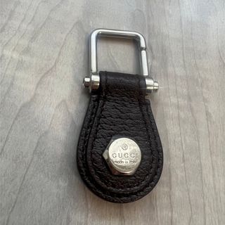 グッチ(Gucci)のなお美様専用　GUCCI グッチ レザー キーホルダー シルバーロゴ刻印 (キーホルダー)