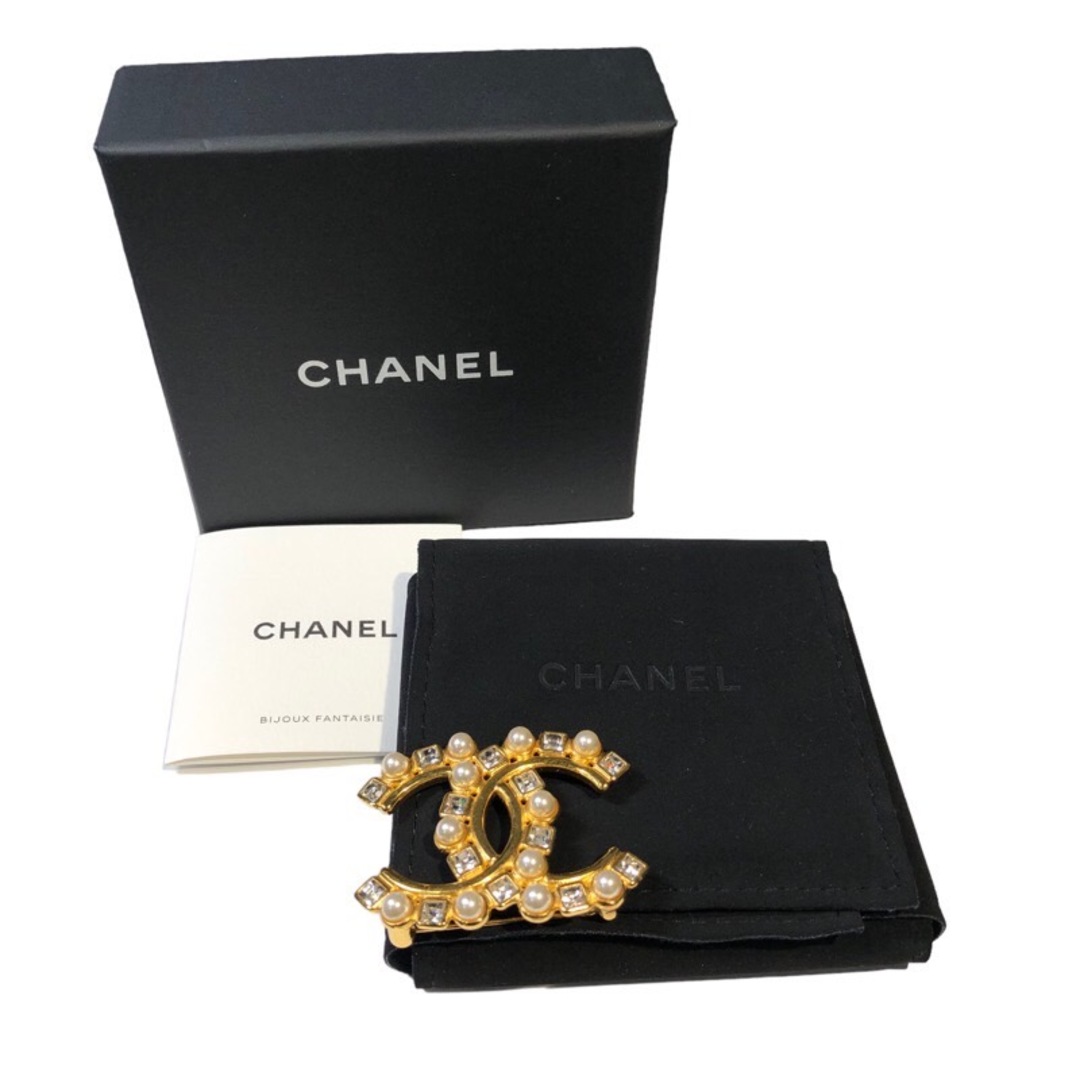 話題の行列 シャネル CHANEL ココマークブローチ メタル・パール