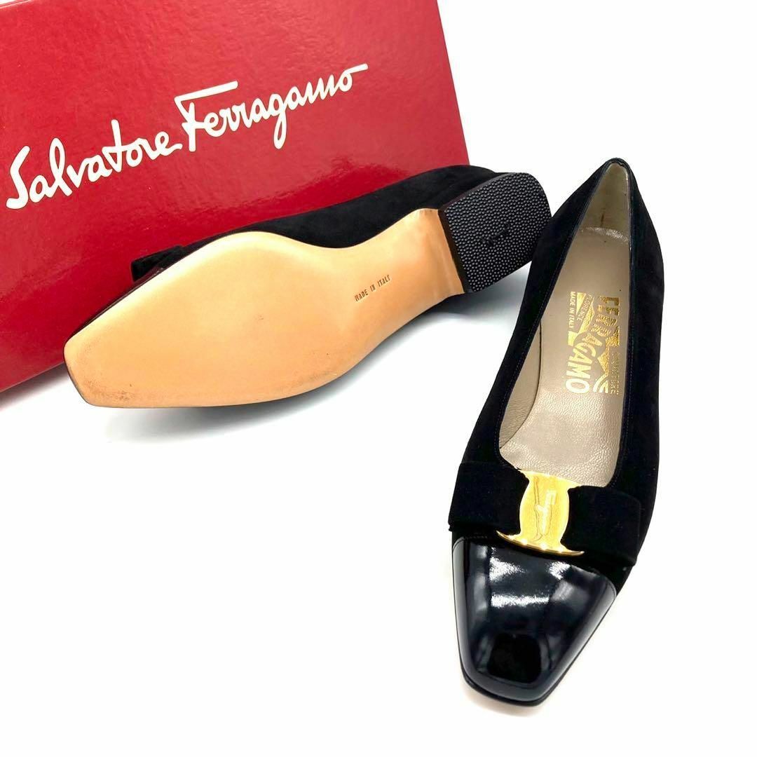 Salvatore Ferragamo - ✨️未使用品✨️ フェラガモ 23cm スエード