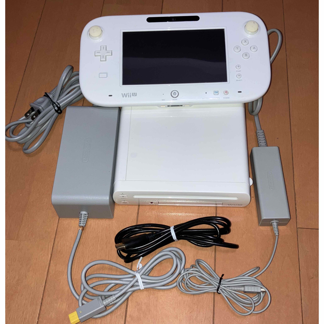 任天堂 WiiU すぐ遊べるセット 白 ① ※ケーブル亀裂あり
