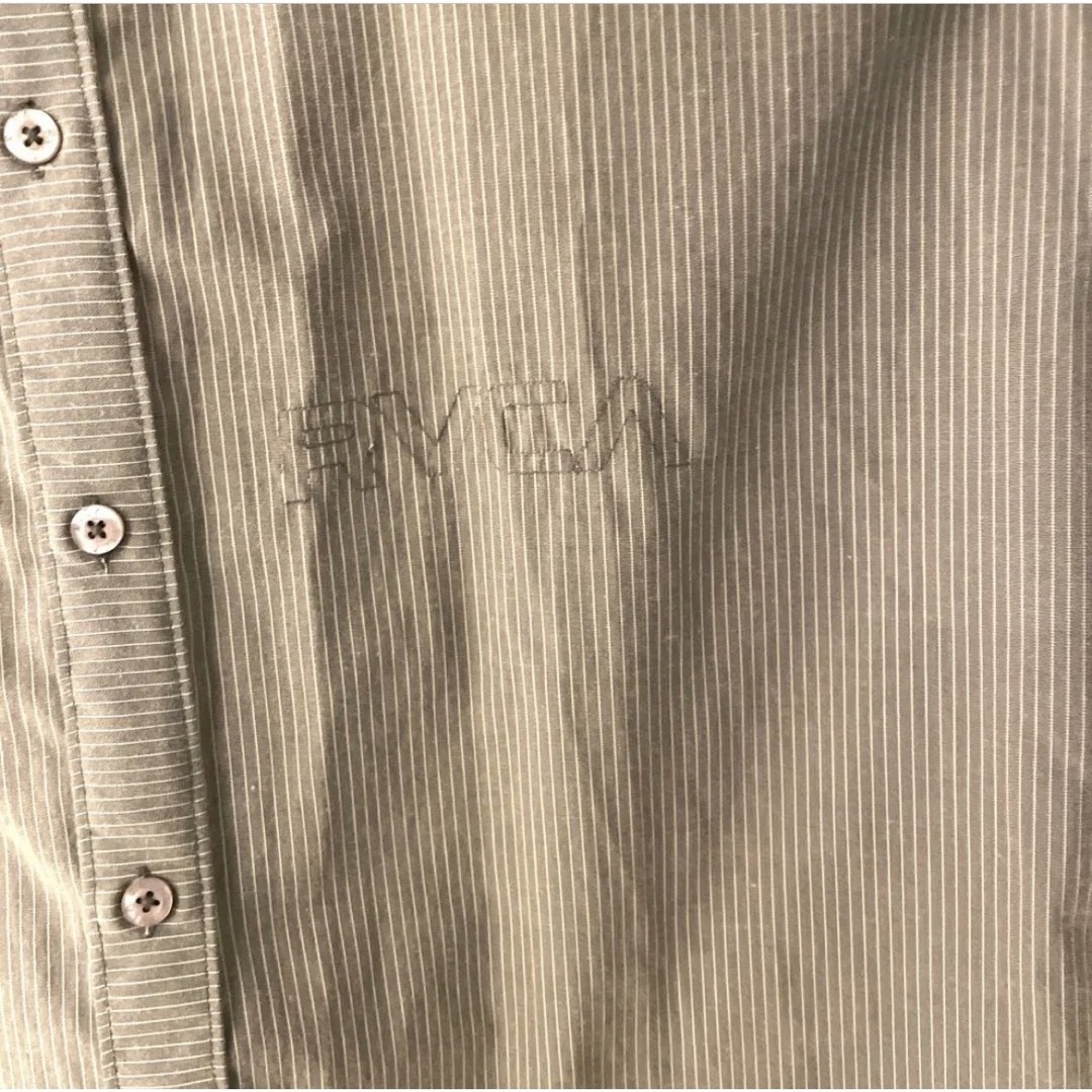 RVCA(ルーカ)のRVCA 半袖シャツ　Mサイズ　ストライプ　ルーカ メンズのトップス(シャツ)の商品写真