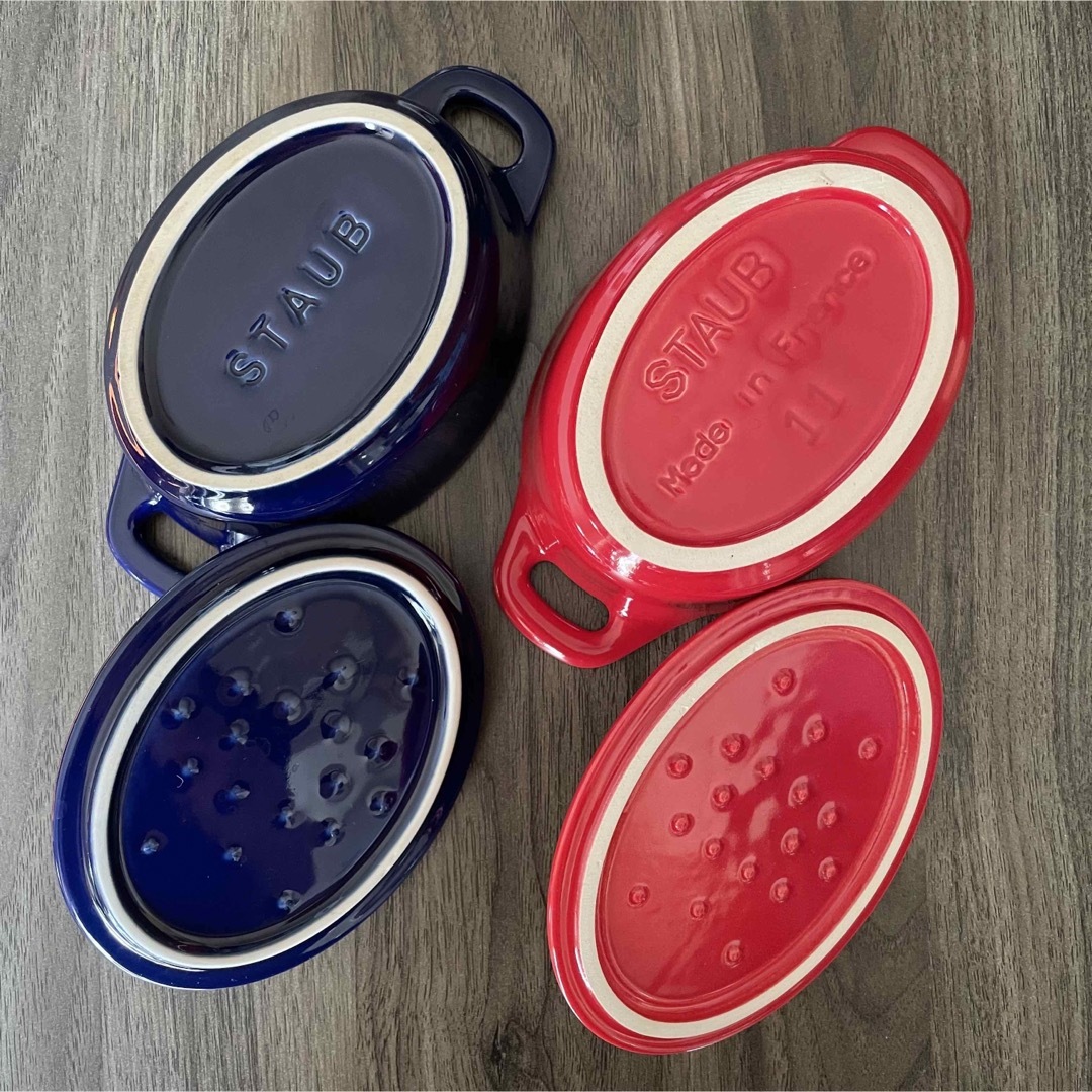 STAUB(ストウブ)のSTAUB セラミックココット オーバル 11cm 2色セット インテリア/住まい/日用品のキッチン/食器(調理道具/製菓道具)の商品写真