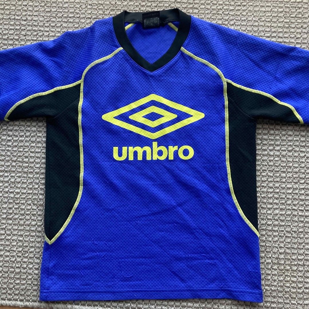 UMBRO(アンブロ)のumbro   140cm   Tシャツ　　　２枚セット キッズ/ベビー/マタニティのキッズ服男の子用(90cm~)(Tシャツ/カットソー)の商品写真