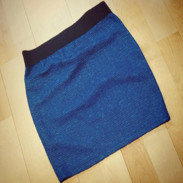 H&M(エイチアンドエム)のタイトスカート レディースのスカート(ミニスカート)の商品写真