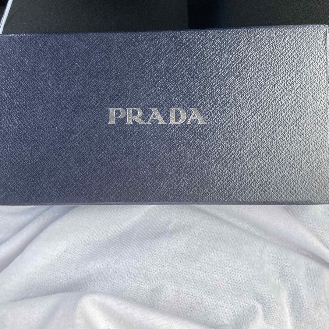 PRADA ループタイ