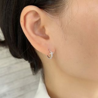 クロスモチーフ 天然ダイヤモンド付きピアスk18の通販 by 天然