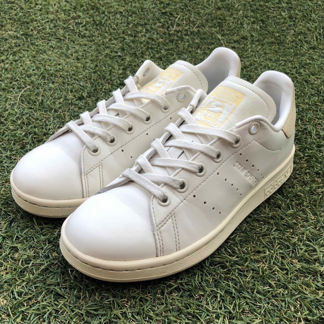 美品22.5adidas STANSMISTHアディダス スタンスミスHW196