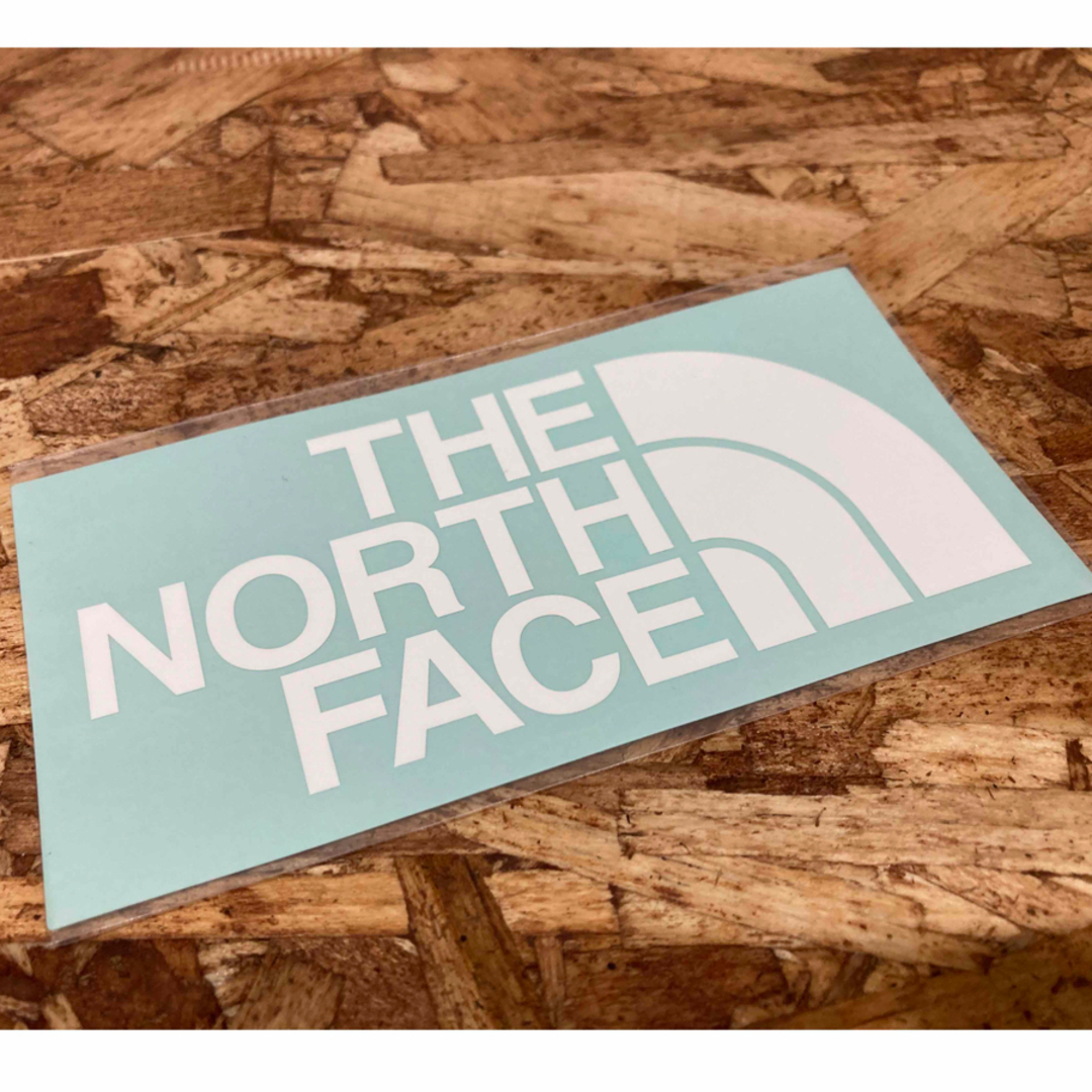 THE NORTH FACE(ザノースフェイス)の正規品　ザノースフェイス　THE NORTH FACE ステッカー　転写　白 スポーツ/アウトドアのアウトドア(その他)の商品写真