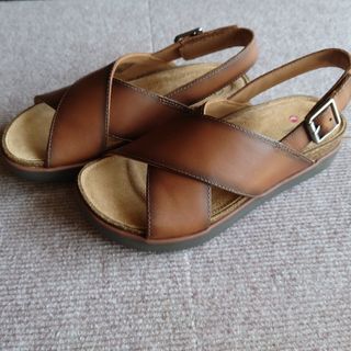 クラークス(Clarks)のクラークス  エレインクロス (サンダル)(サンダル)