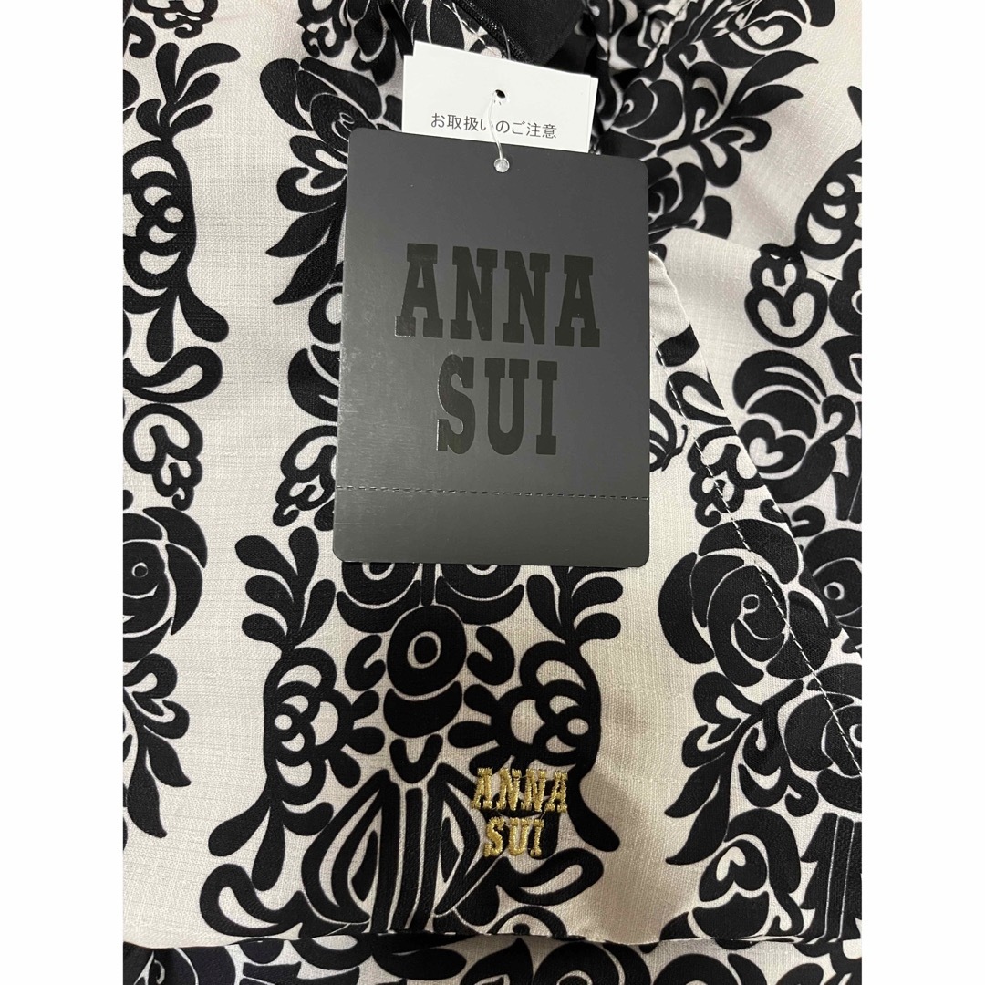 ANNA SUI(アナスイ)のフリルエプロン　ANNA SUI インテリア/住まい/日用品のキッチン/食器(その他)の商品写真