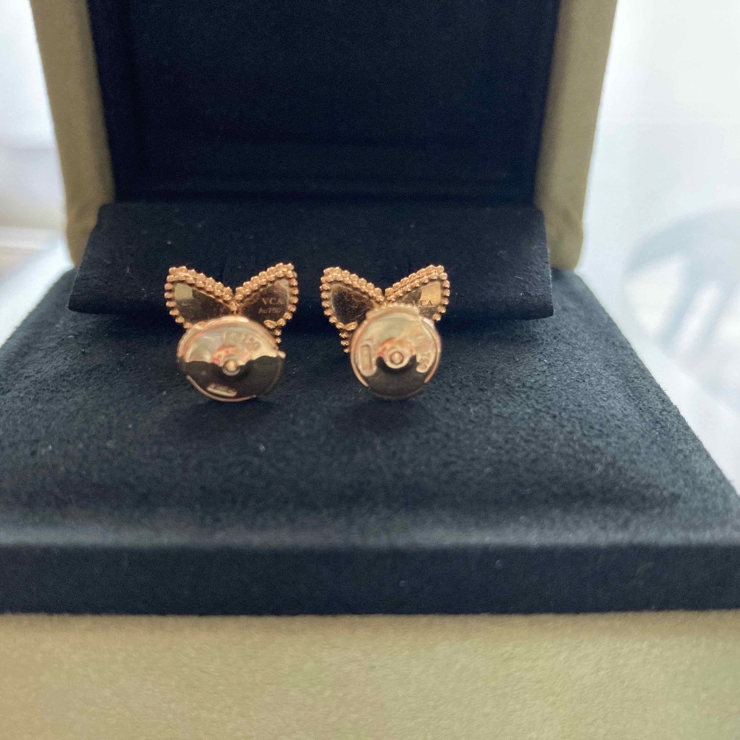 Van Cleef & Arpels(ヴァンクリーフアンドアーペル)のVan Cleeef & Arpels スウィートアルハンブラ パピヨン ピアス レディースのアクセサリー(ピアス)の商品写真