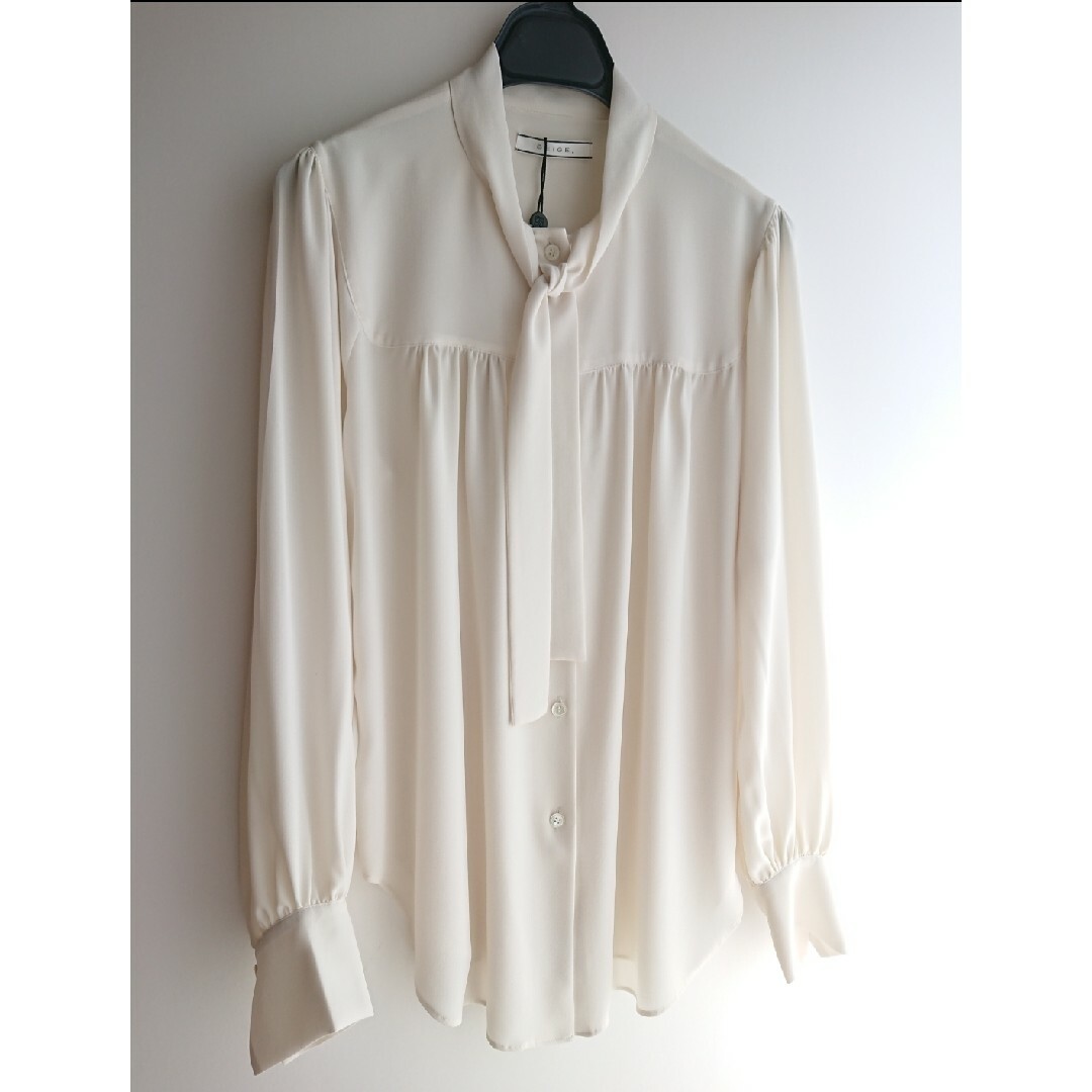 BEIGE, ベイジ 4 シフォンブラウス 29,700円