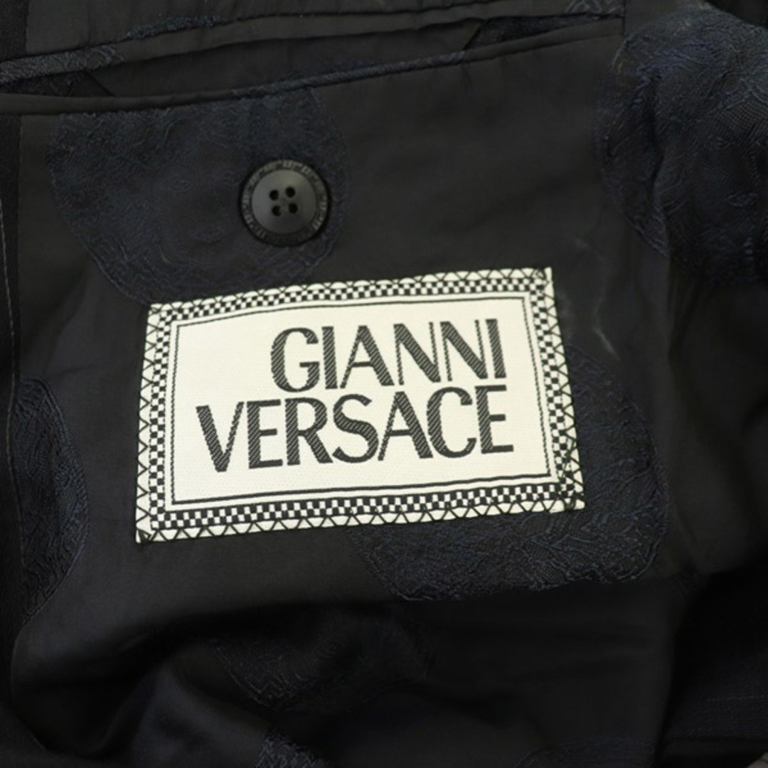 Gianni Versace(ジャンニヴェルサーチ)のジャンニヴェルサーチ テーラードジャケット ダブル メデューサボタン ストライプ メンズのジャケット/アウター(テーラードジャケット)の商品写真