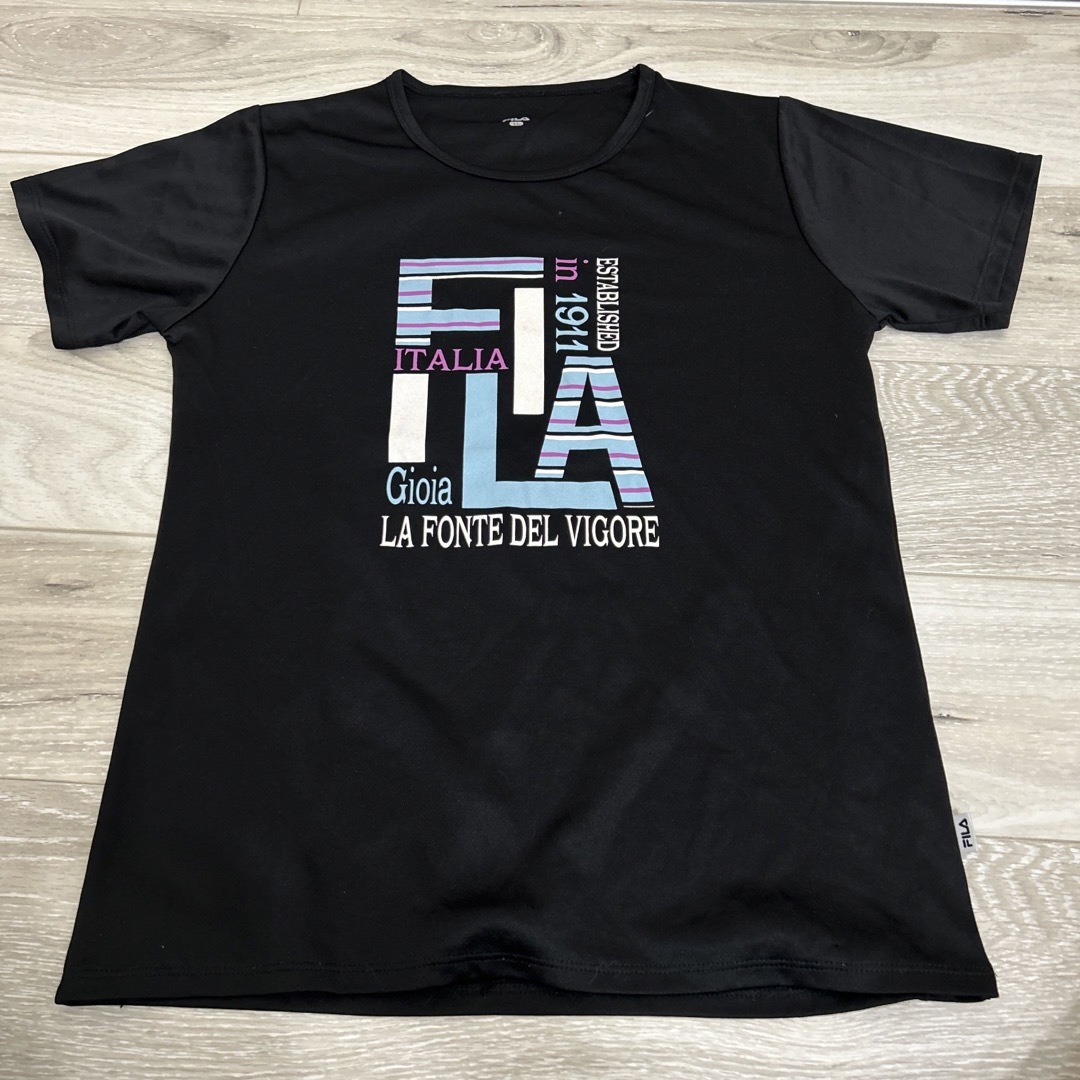 FILA(フィラ)のフィラ　FILA  Tシャツ　スポーツウェア　L L スポーツ/アウトドアのランニング(ウェア)の商品写真