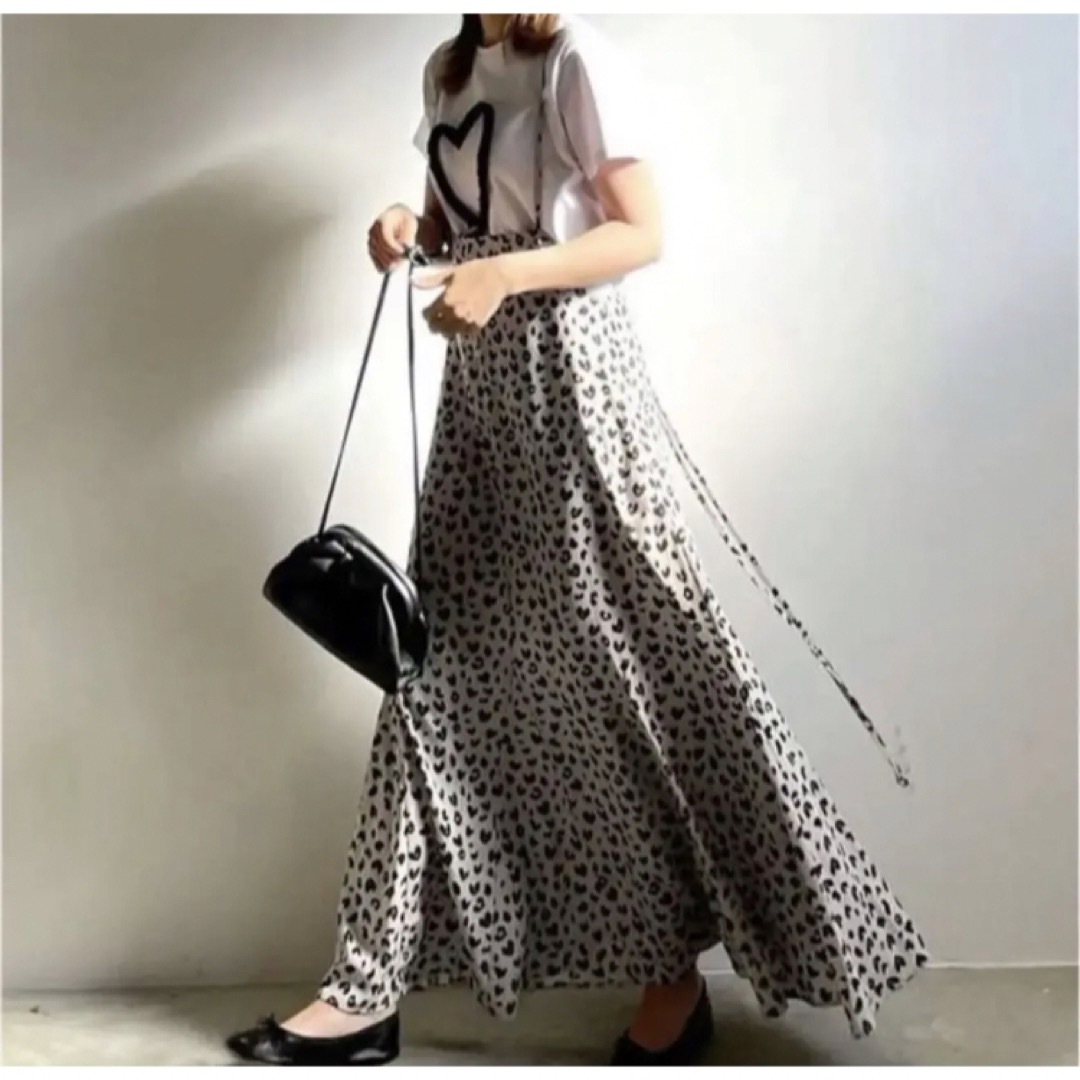 新品未使用！BayBee Heart leopard flare skirt