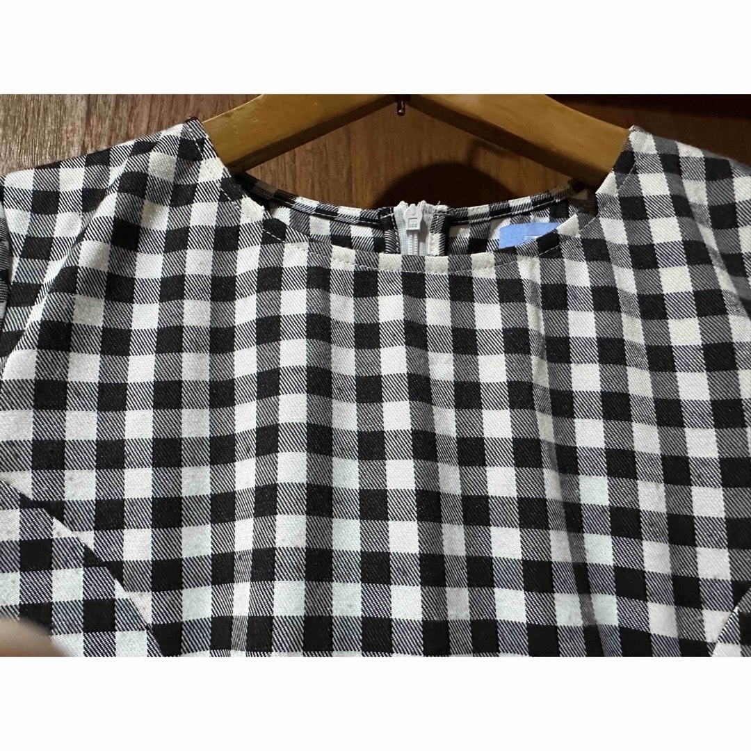 ペブラムブラウス　ギンガムチェック　トット　韓国 レディースのトップス(シャツ/ブラウス(半袖/袖なし))の商品写真