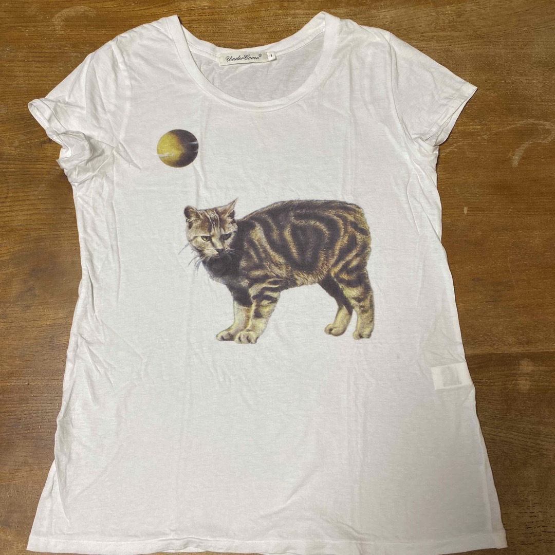 UNDERCOVER(アンダーカバー)のアンダーカバーundercover 猫　Tシャツ　サイズ1 レディースのトップス(Tシャツ(半袖/袖なし))の商品写真