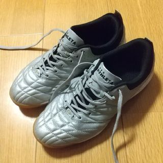 アスレタ(ATHLETA)のATHLETA 24cm フットサルシューズ(シューズ)