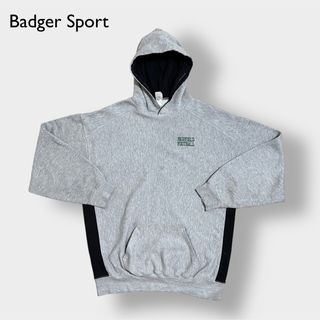 【Badger】カレッジ フットボール ワンポイント 刺繍ロゴ パーカー 2XL(パーカー)