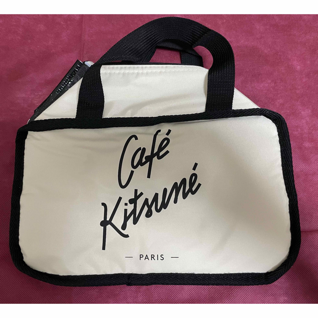 KITSUNE(キツネ)のCafe Kitsune 保温・保冷バッグ&レジャーシートのセット インテリア/住まい/日用品のキッチン/食器(弁当用品)の商品写真