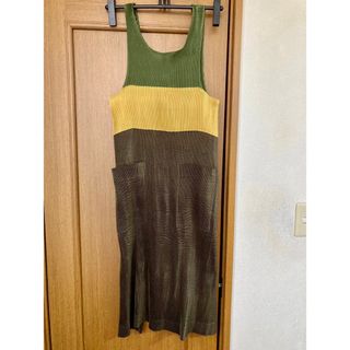 イッセイミヤケ エプロンの通販 38点 | ISSEY MIYAKEを買うならラクマ