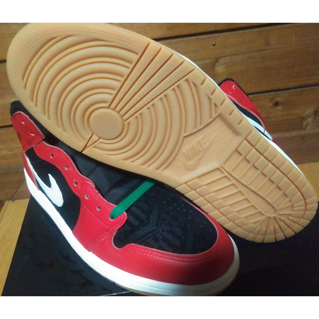 Jordan Brand（NIKE）(ジョーダン)のAIR Jordan1 MID SE 28cm 新品未使用 メンズの靴/シューズ(スニーカー)の商品写真