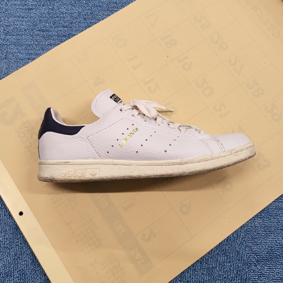 adidas(アディダス)のこば様専用  アディダス adidas スタンスミス 美品 メンズの靴/シューズ(スニーカー)の商品写真