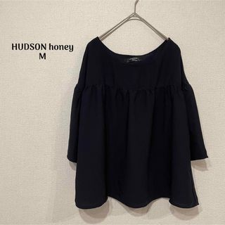 シマムラ(しまむら)のHUDSON HONEY バックリボンギャザーカットソー M(カットソー(半袖/袖なし))