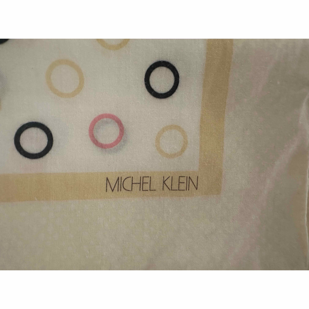 MICHEL KLEIN(ミッシェルクラン)のMICHEL KLEIN（ミッシェルクラン）ポルカドット柄  ハンカチ ベージュ レディースのファッション小物(ハンカチ)の商品写真