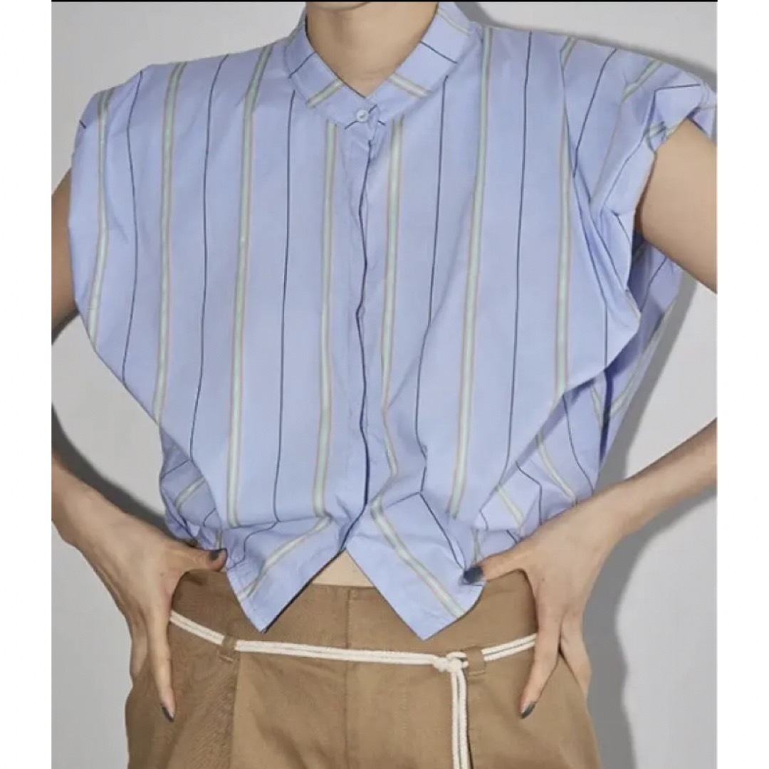 TODAYFUL(トゥデイフル)のTODAYFUL Puffshoulder Compact Shirts レディースのトップス(シャツ/ブラウス(半袖/袖なし))の商品写真