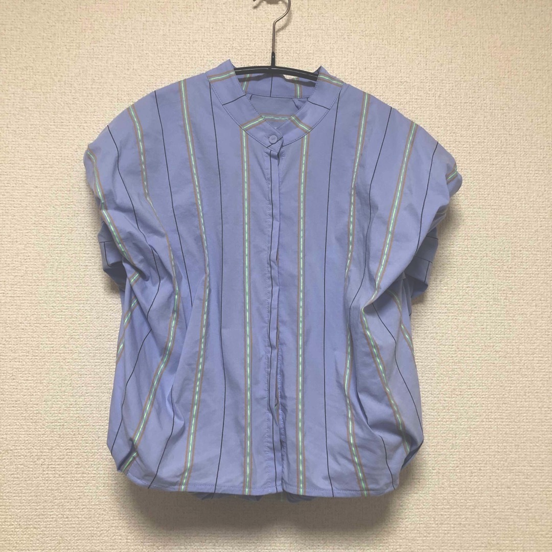TODAYFUL(トゥデイフル)のTODAYFUL Puffshoulder Compact Shirts レディースのトップス(シャツ/ブラウス(半袖/袖なし))の商品写真