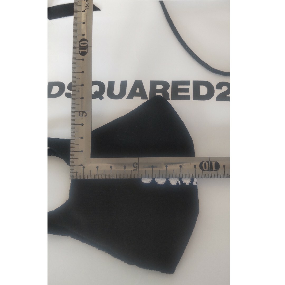 DSQUARED2(ディースクエアード)のDSQUARED2　　ユニセックス。ニットマスク。 メンズのファッション小物(その他)の商品写真