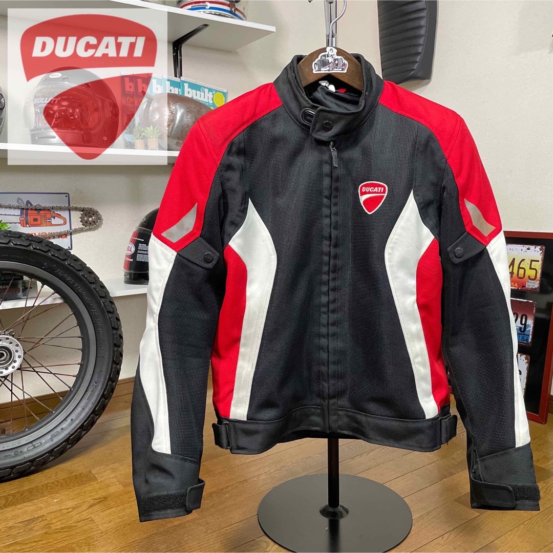 ジャケット/アウター【美品】DUCATI ドゥカティ レザーライダースジャケット メンズ メッシュ