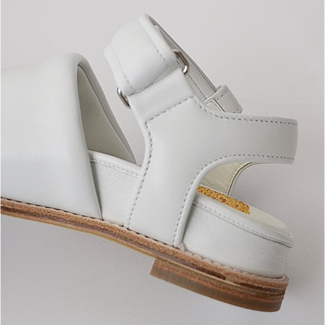新品 ebagosラム テンダーベルトサンダル WHITEエバゴス-