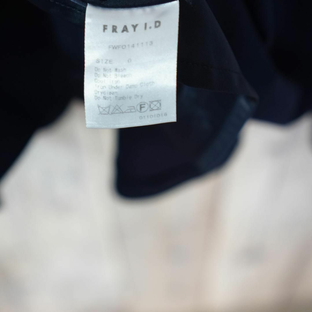 FRAY I.D(フレイアイディー)のFRAY I.D カシュクールノースリーブタックフレアミニワンピース ネイビーM レディースのワンピース(ミニワンピース)の商品写真