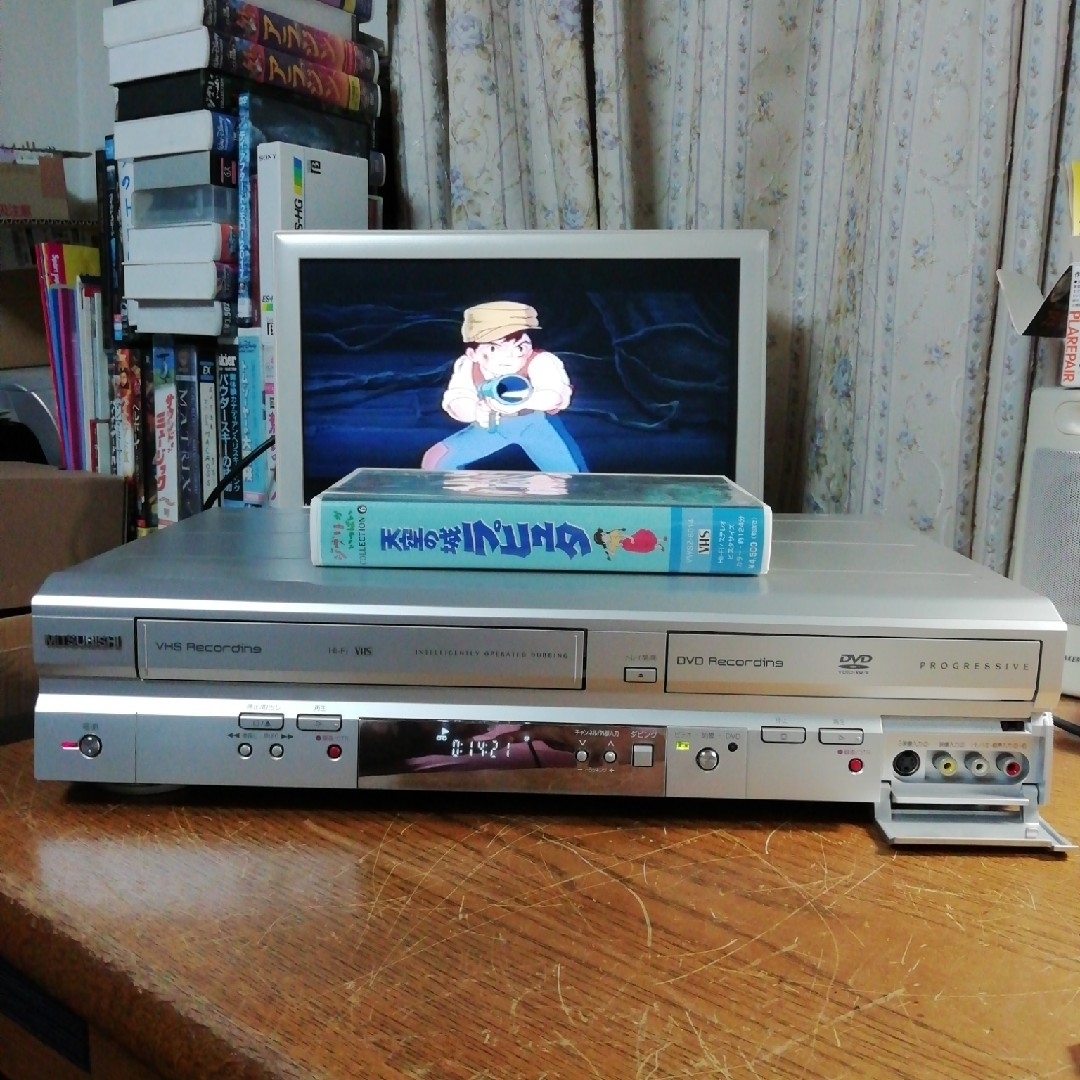 三菱(ミツビシ)のMITSUBISHI VHS/DVDレコーダー【DVR-S310】 スマホ/家電/カメラのテレビ/映像機器(DVDレコーダー)の商品写真