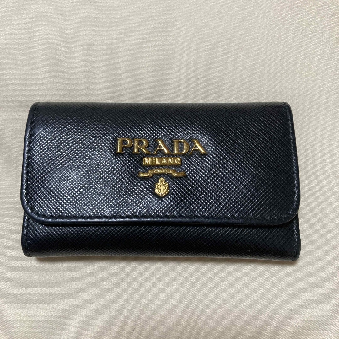 PRADA - PRADA キーケースの通販 by 最終値下げ！！は1週間後に削除し ...