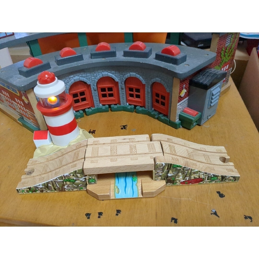 木製　トーマス　ライト＆サウンド　灯台　ソドーマインカンパニー キッズ/ベビー/マタニティのおもちゃ(知育玩具)の商品写真
