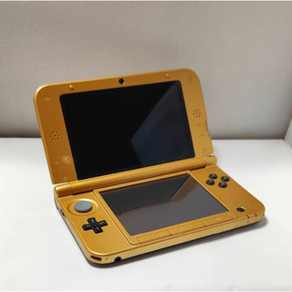 ニンテンドー3DS(ニンテンドー3DS)のニンテンドー3DS LL 中古 ゼルダの伝説 神々のトライフォース2 パック(携帯用ゲーム機本体)