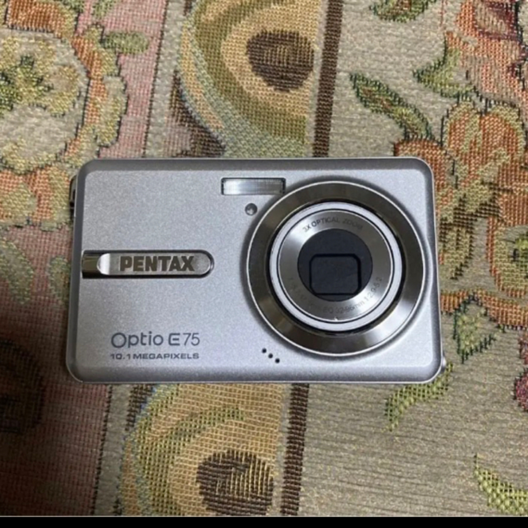 Pentaxペンタックスoptio E75 シルバースマホ/家電/カメラ