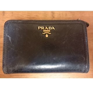 プラダ(PRADA)のPRADAプラダ　ヴィンテージデザイン　二つ折り財布(財布)