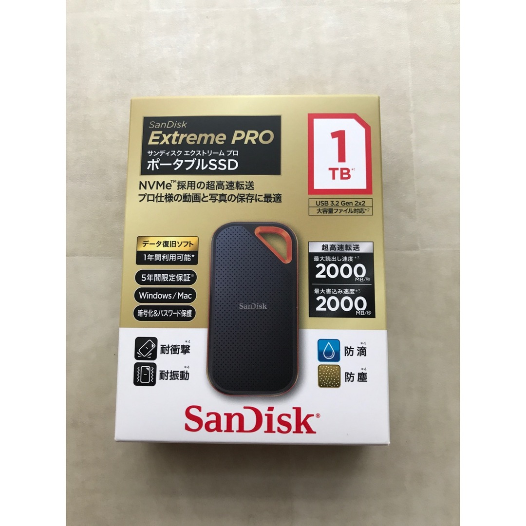 SanDisk エクストリームプロ ポータブルSSD 1TB SDSSDE81- スマホ/家電/カメラのPC/タブレット(PC周辺機器)の商品写真