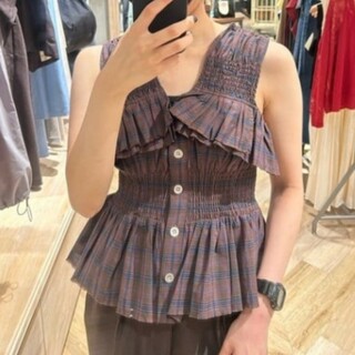 MOUSSY♡CHECK GATHER TOP