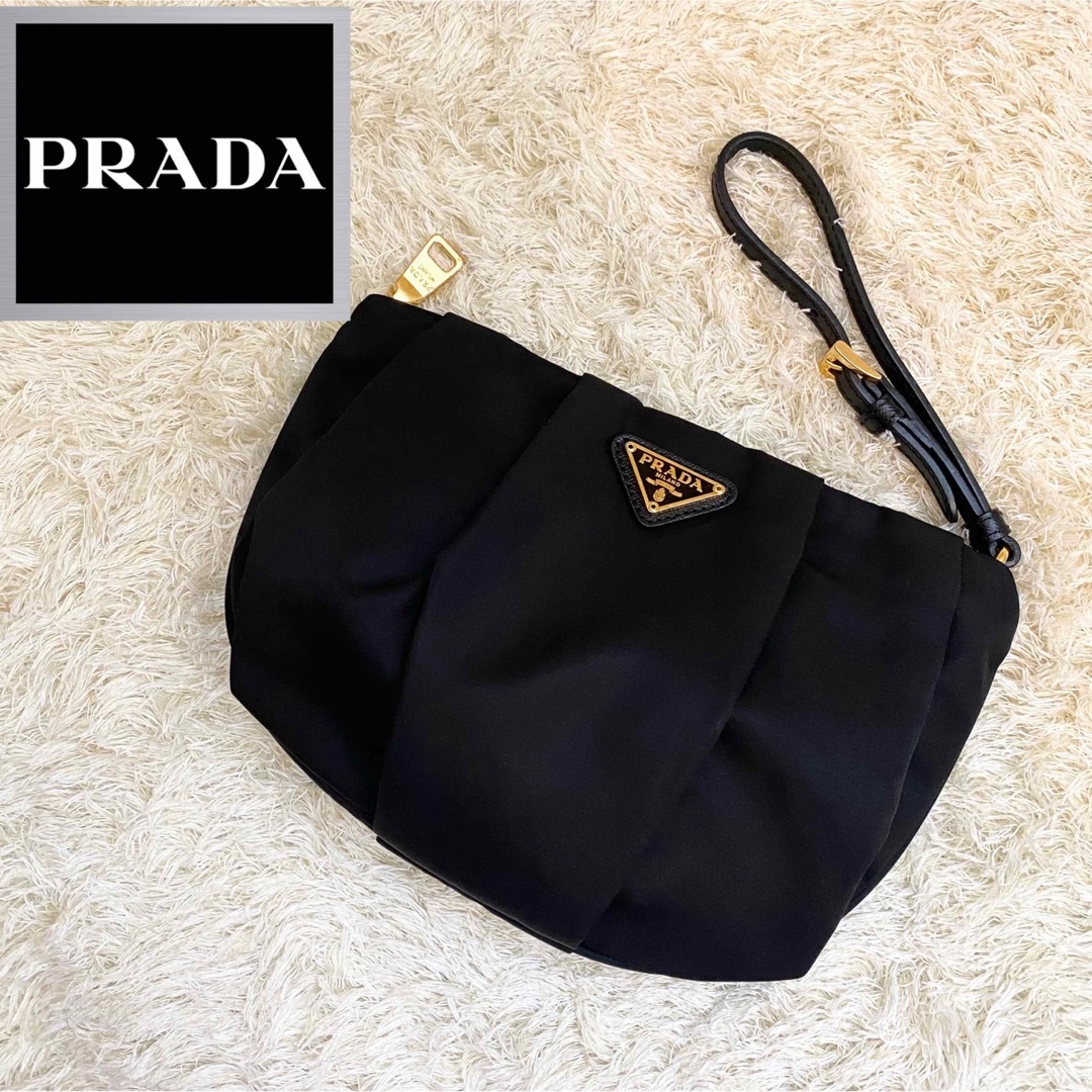 新品同様✨PRADA プラダ ミニバッグ クラッチ 三角ロゴ テスートナイロン-