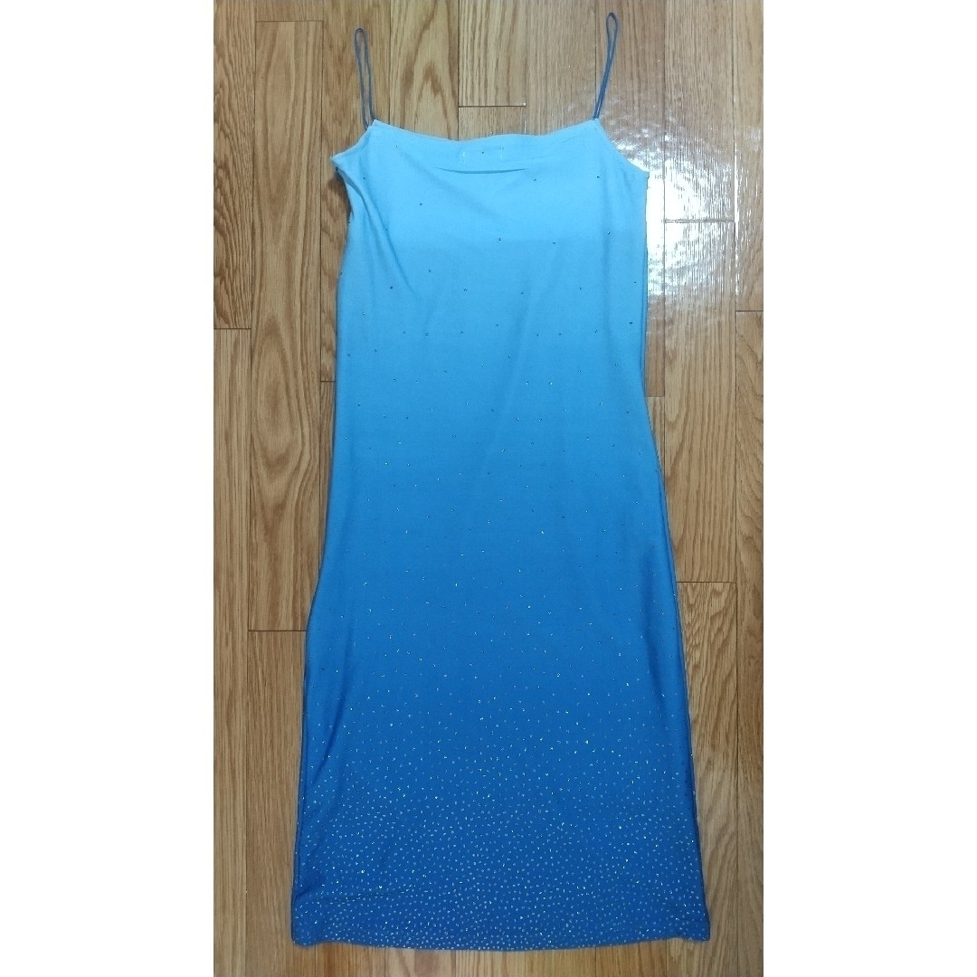 サマードレス　ワンピース　９号　M　ブルーと水色のグラデーション レディースのワンピース(ひざ丈ワンピース)の商品写真