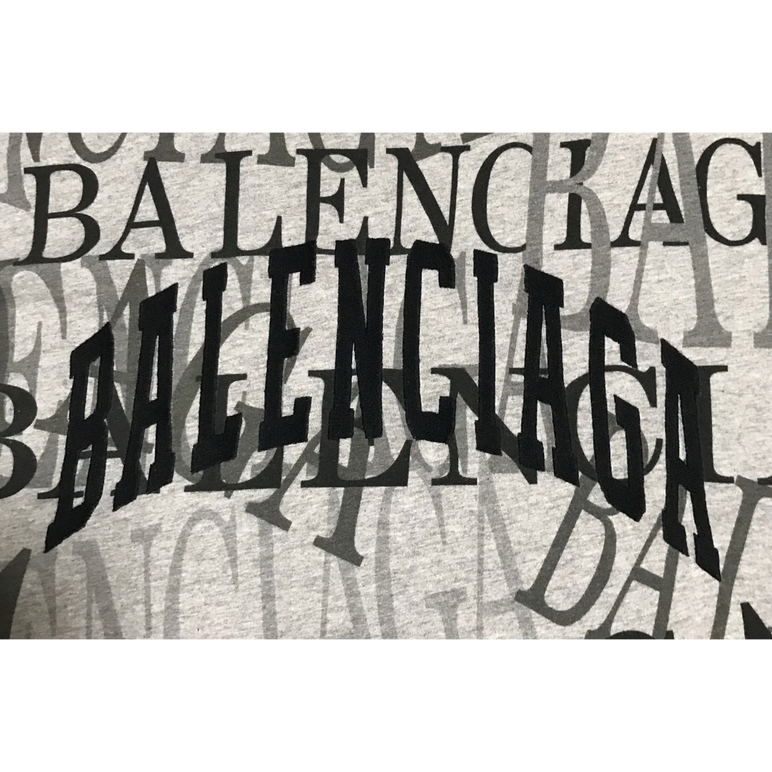 Balenciaga(バレンシアガ)のバレンシアガ　総柄　tシャツ メンズのトップス(Tシャツ/カットソー(半袖/袖なし))の商品写真
