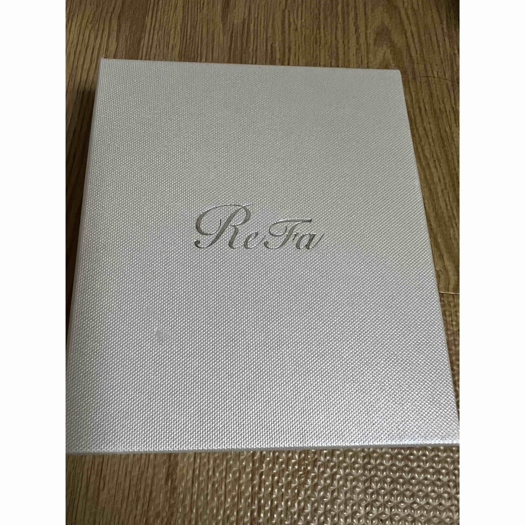 ReFa(リファ)の【美品美顔ローラー】ReFa CARAT コスメ/美容のスキンケア/基礎化粧品(フェイスローラー/小物)の商品写真