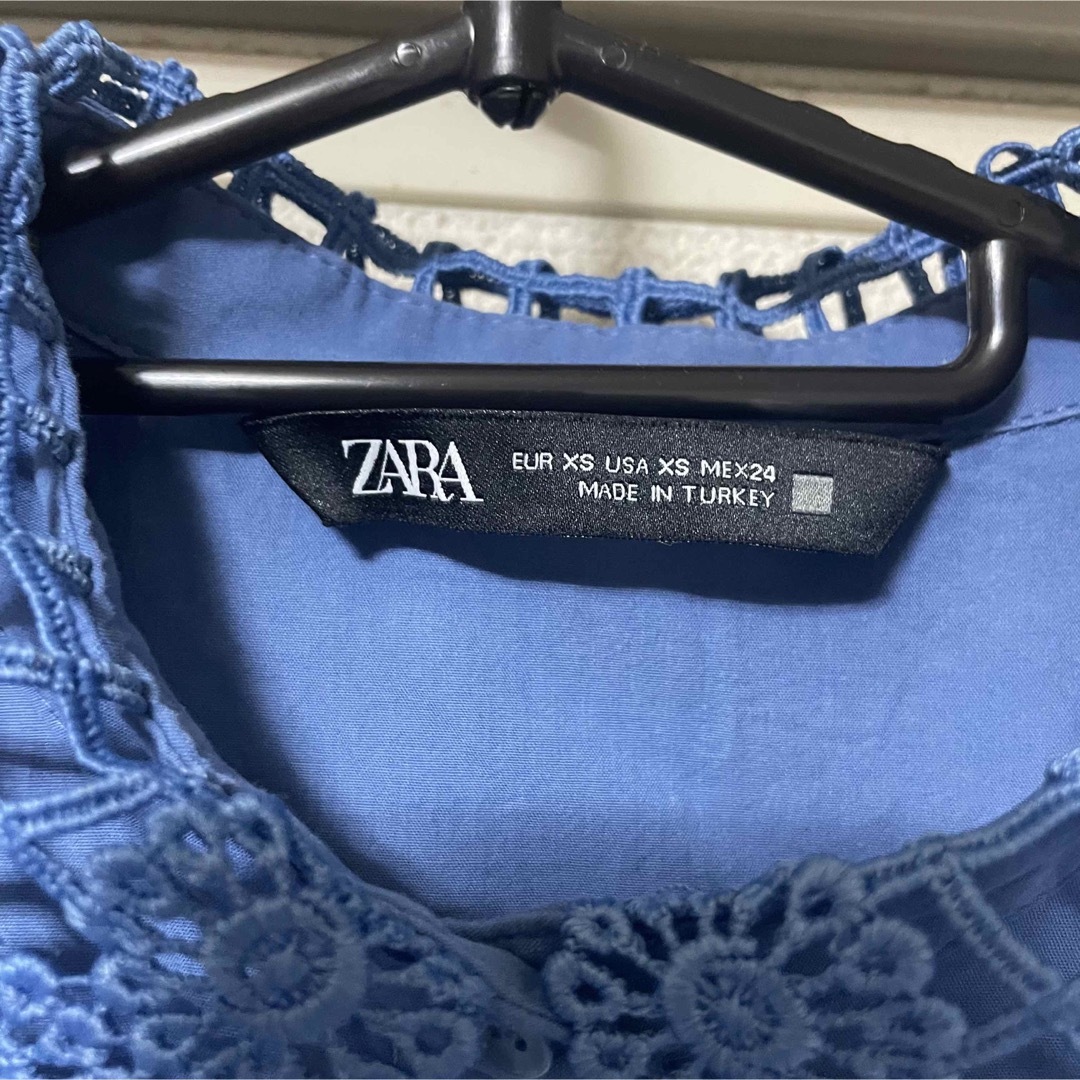 ZARA(ザラ)のZARA シャツブラウス レディースのトップス(シャツ/ブラウス(長袖/七分))の商品写真