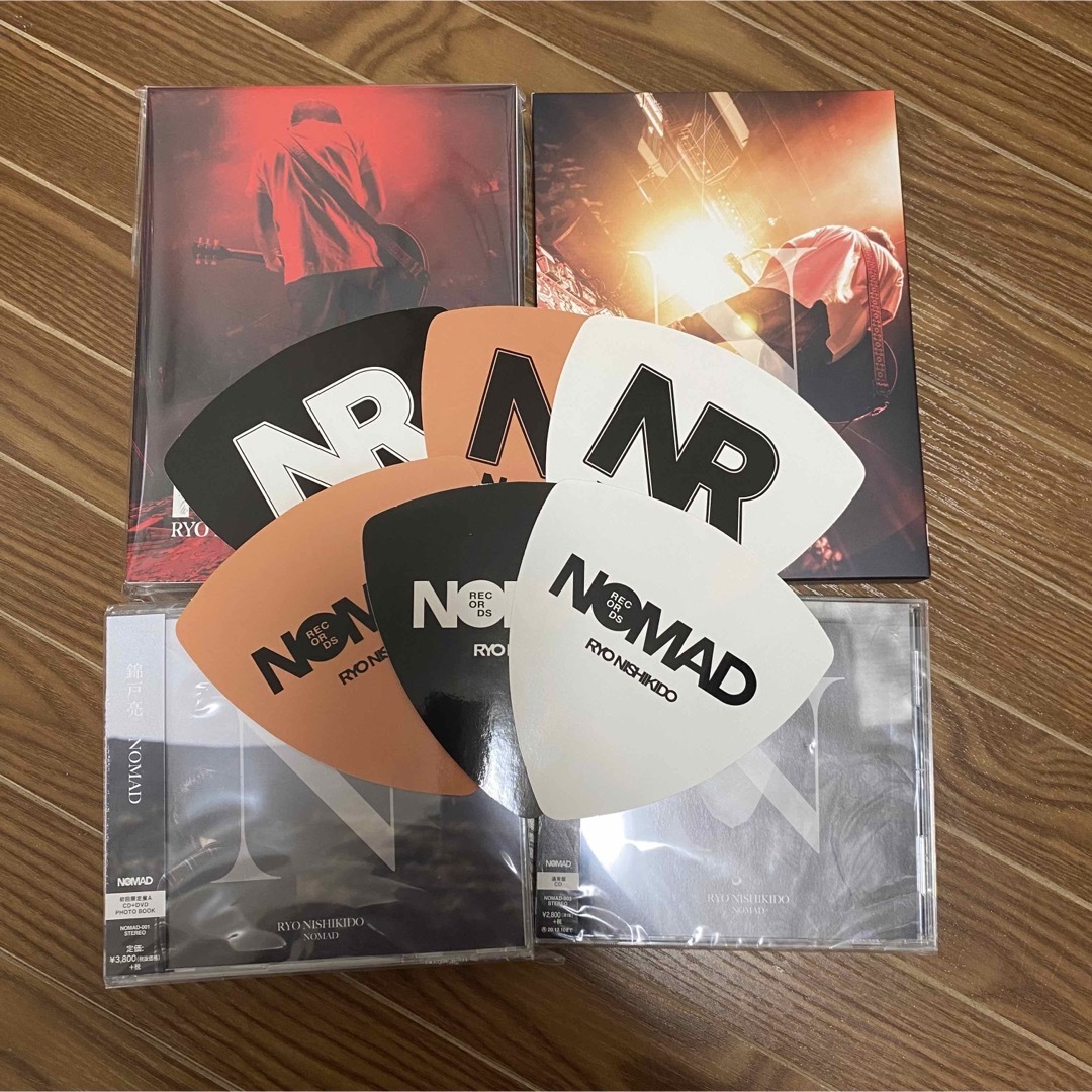 関ジャニ∞(カンジャニエイト)の錦戸亮 NOMAD アルバム dvd cd  エンタメ/ホビーのタレントグッズ(ミュージシャン)の商品写真